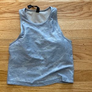 Vuori Elevation Plyo Tank